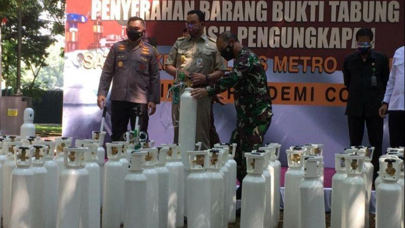 Pemprov DKI Terima 138 Tabung Oksigen dari Polda Metro Hasil Sitaan Barang Bukti