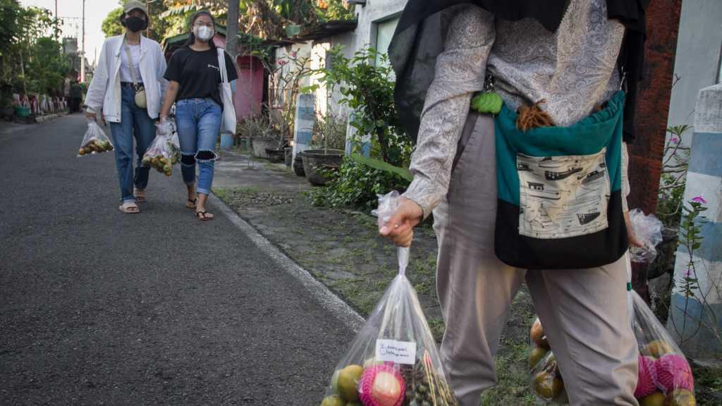 Mantap! Anies Minta Pasien Isolasi Mandiri Perlu Didukung Vitamin dan Kebutuhan Pokok