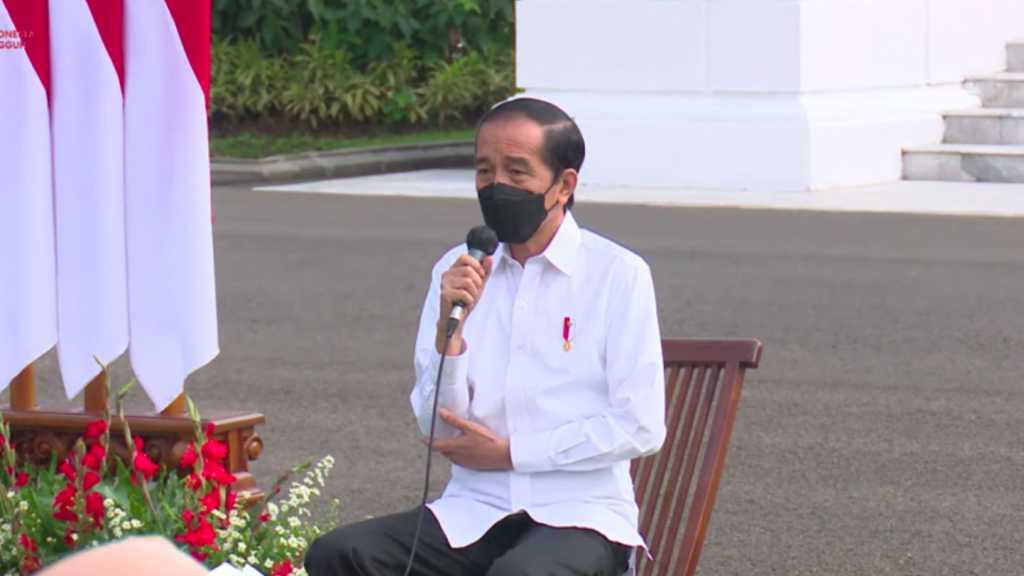 Jokowi Sebut Kasus Corona di Pulau Jawa Melandai Turun, tapi Bergantian Naik di Luar Jawa