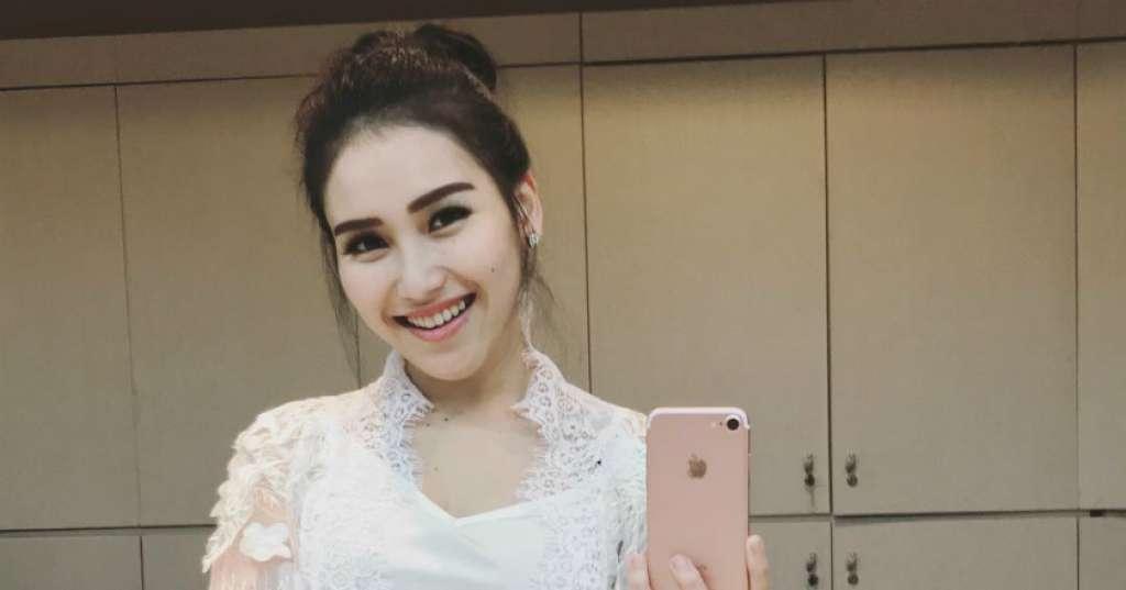Meski Sudah Menjadi Seorang Artis, Ayu Ting Ting Tak Bisa Hilangkan Kebiasaan Jorok Ini
