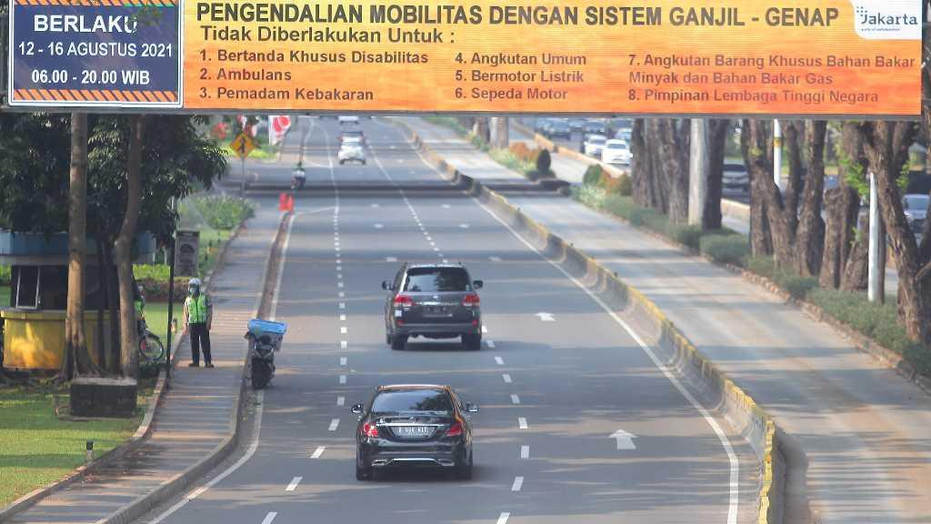 Hari Pertama Ganjil Genap Jakarta, Begini Suasana Lalu Lintas di Ibu Kota