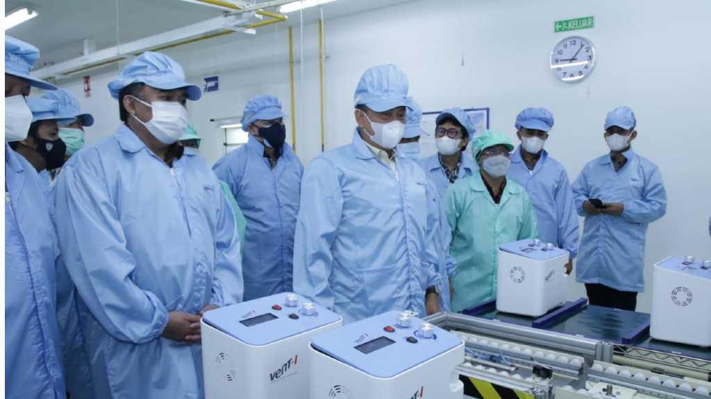 Tinjau Pabrik Ventilator Dalam Negeri, Bamsoet: Saatnya Prioritaskan Produk Alat Kesehatan Dalam Negeri