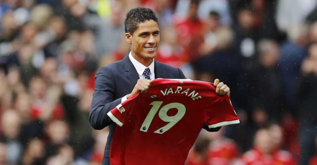 Manchester United Rampungkan Transfer Raphael Varane