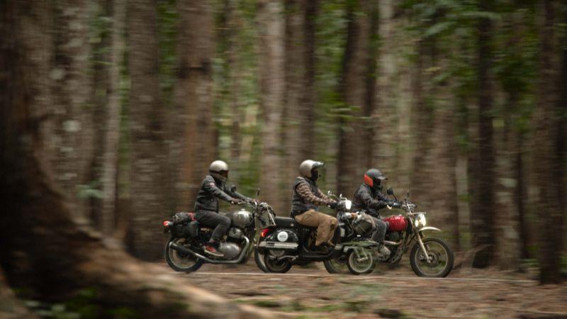 Menarik Disimak! Tiga Fotografer Berbagi Tips Memotret Sepeda Motor