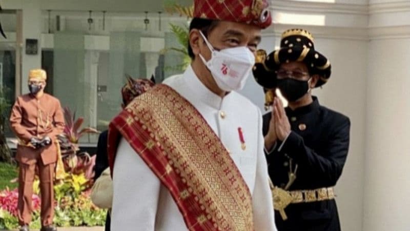 Desainer Batik Lampung Bangga Busana Adat Lampung Dipakai Presiden Jokowi