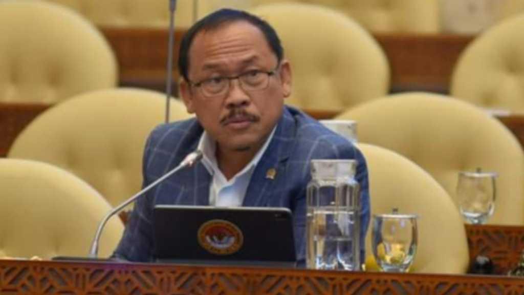 Wapres Kenakan Baju Adat Mandar, Anggota DPR Minta Pusat Beri Perhatian Khusus Masyarakat Sulbar
