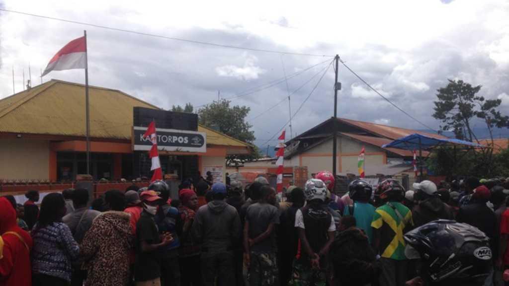 Waduh! Sebagian Warga di Jayawijaya Tidak Terima Bansos dari Pusat karena Tak Punya KTP