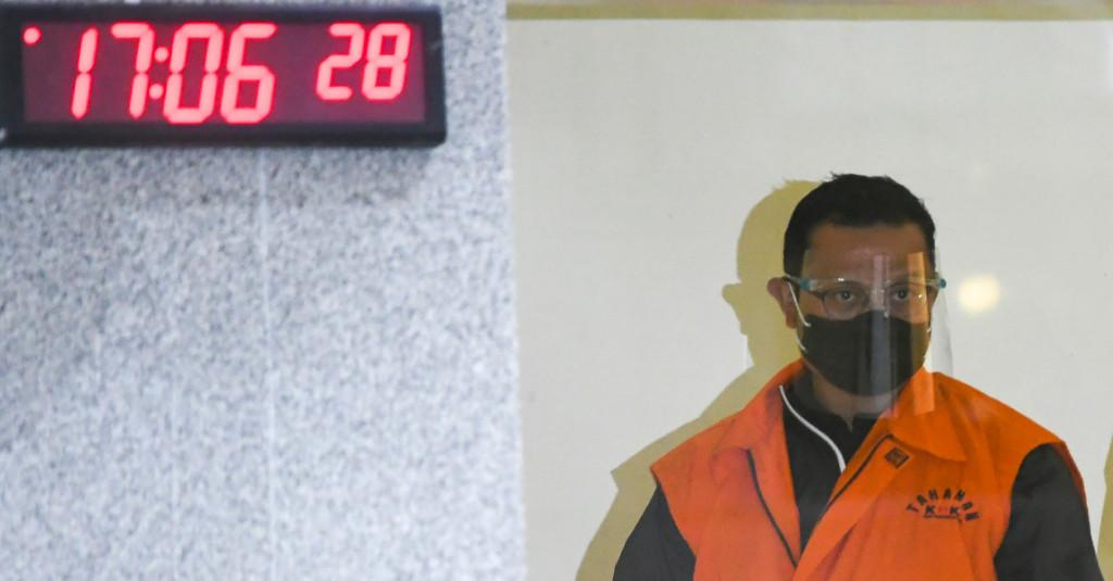 Korupsi Bansos Rp32 M, Hakim Sebut Juliari Batubara 'Lempar Batu Sembunyi Tangan'