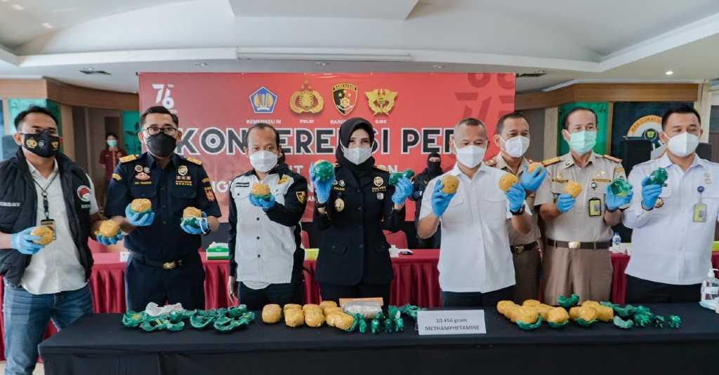 Bea Cukai Soekarno-Hatta Ungkap Penyelundupan 10 Kilogram Sabu di dalam Bola Batu
