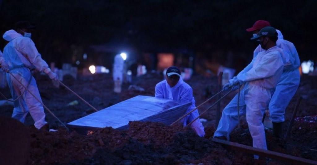 Pemprov Jaksel Wajibkan Pengunjung TPU Tunjukkan Sertifikat Vaksin