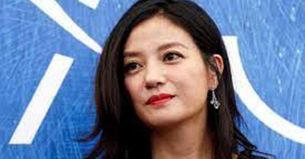 Aktris Ternama Asal China Zhao Wei Menghilang di Seluruh Media Sosial dan Jagad Hiburan