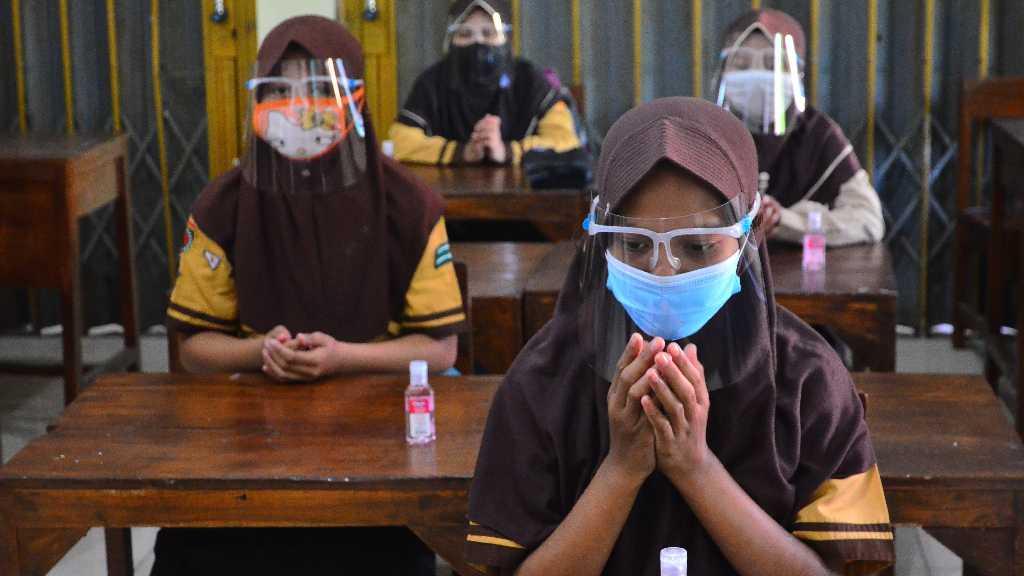 PTM Dibuka Besok, Personel Kepolisian Bakal Jaga di Setiap Sekolah di Jakarta