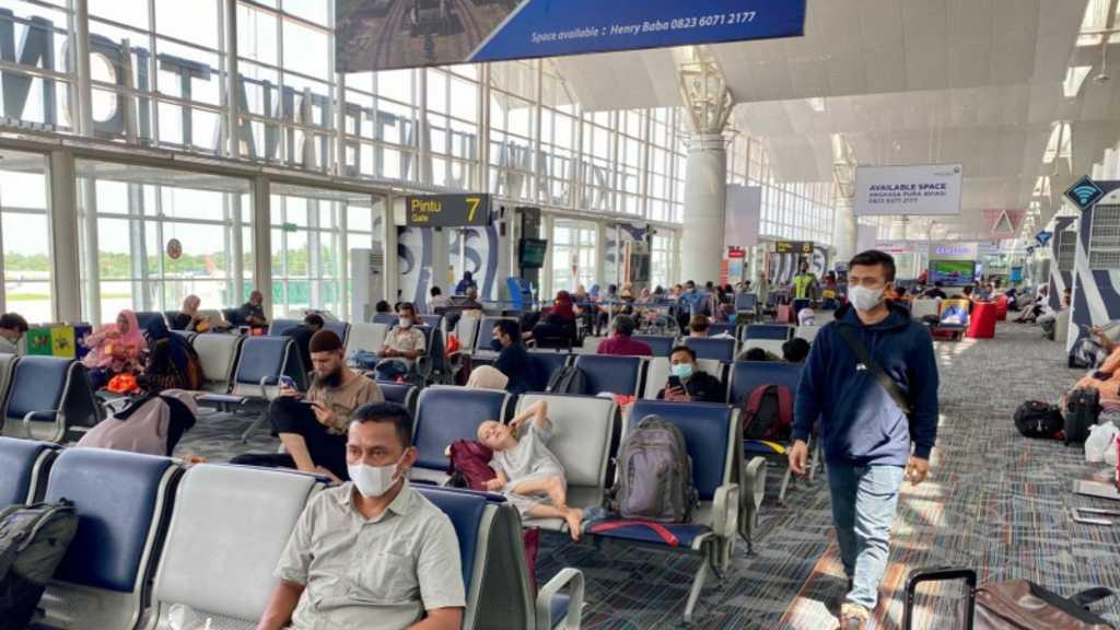 Batik Air Siapkan Pesawat Pengganti di Bandara Kualanamu Usai Pendaratan Darurat