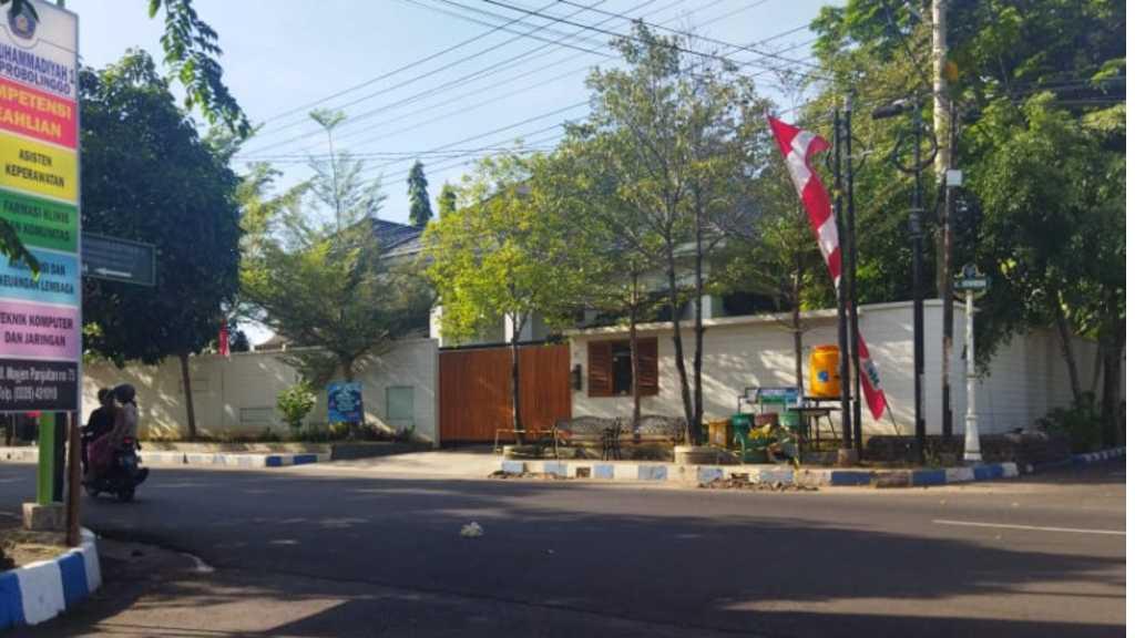 Begini Pengakuan Warga di Dekat Rumah Pribadi Bupati Probolinggo Usai OTT KPK