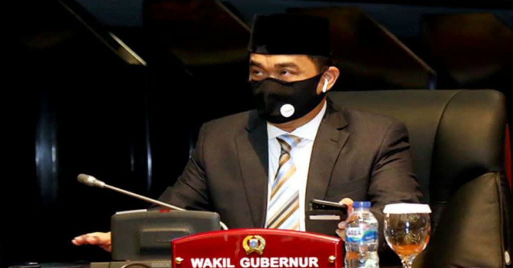 Peringatan Keras Wagub Riza Patria: Jangan Mencoba-coba Menyiasati Sertifikat Vaksin