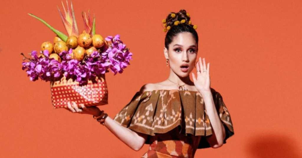 Cinta Laura Rilis Lagu 'Markisa' Eksplorasi Budaya Indonesia