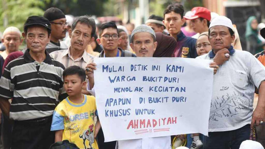 Masjid Jemaah Ahmadiyah Dirusak, MUI Minta Warga Muslim di Kalbar Santun dan Tidak Anarkis