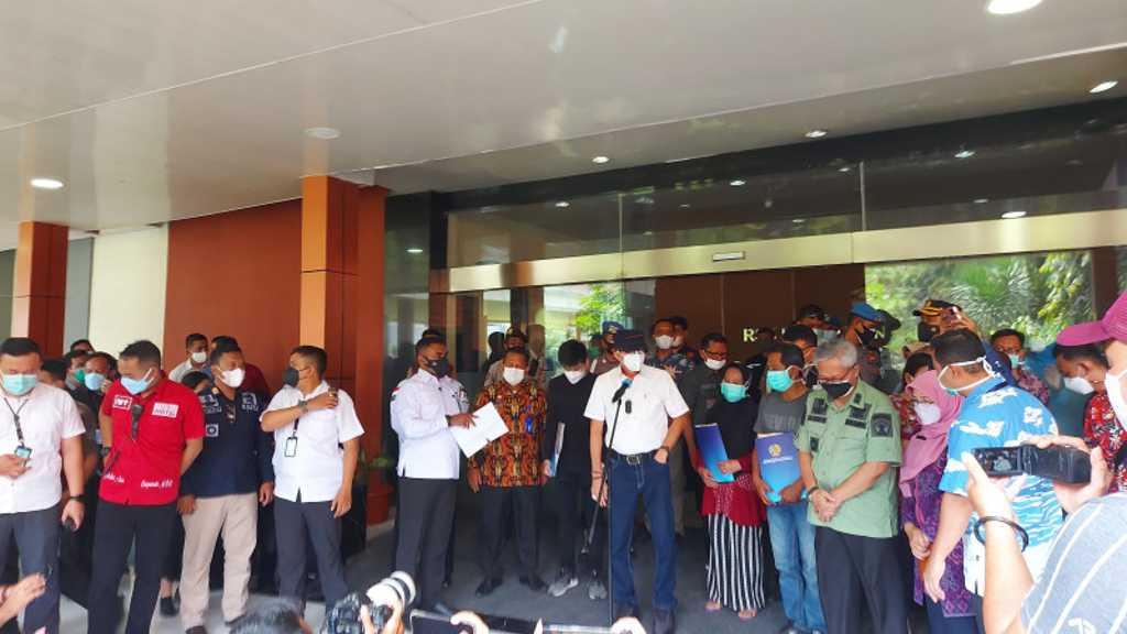 Yasonna Laoly Serahkan Santunan Rp30 Juta Bagi Keluarga Korban Tewas Kebakaran Lapas Tangerang
