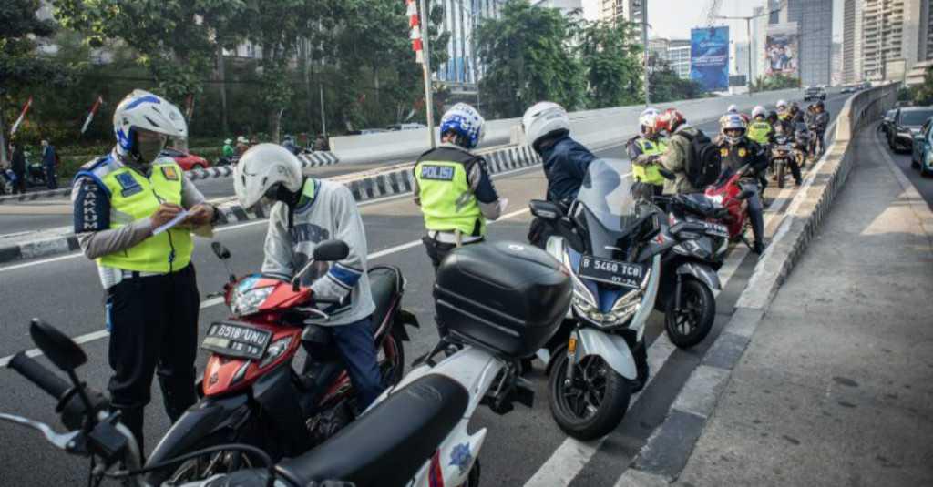 Pengendara Bandel, Siap-siap Kena Tilang Manual Lagi