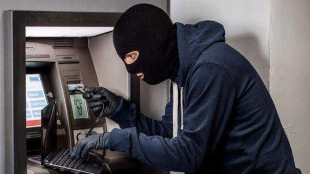 Wah, Karyawan Bank Bobol Uang Nasabah Hingga Rp 8,5 Miliar