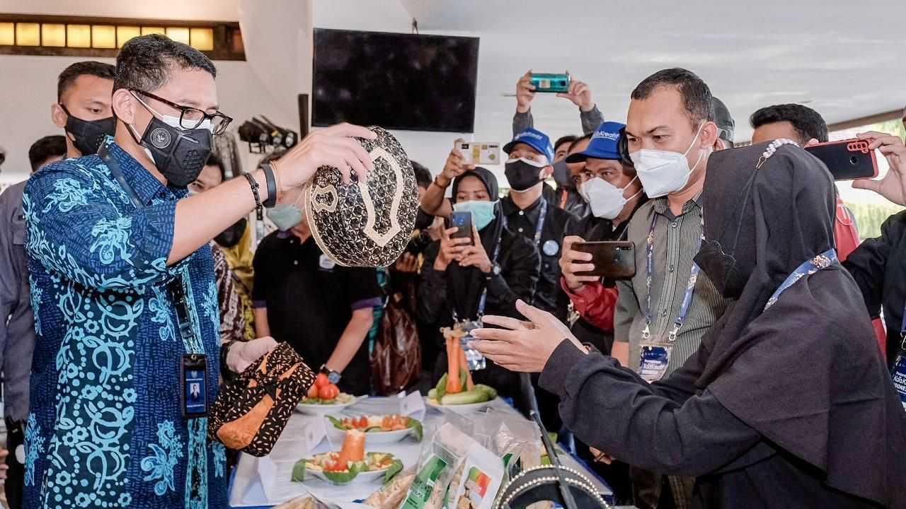 Selain Pariwisata, Menparekraf Ingin Ekonomi Kreatif Juga Jadi Sektor Andalan Banyuwangi