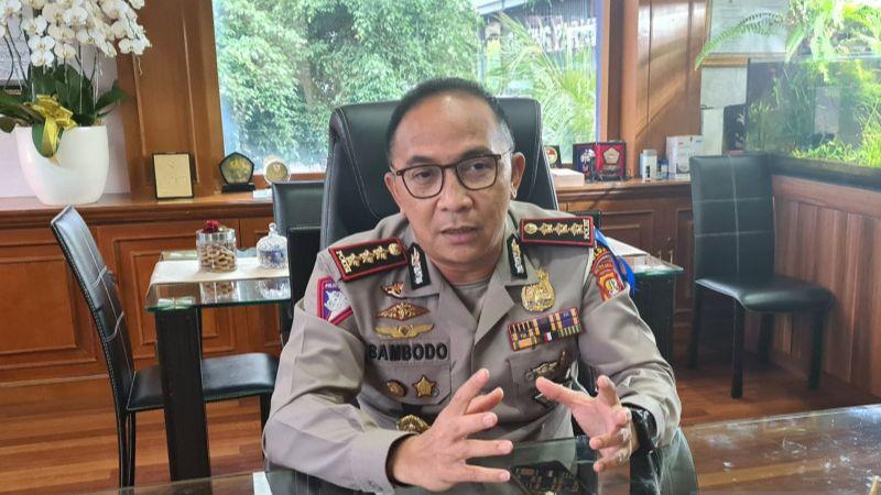 Perokok Wajib Waspada, Perhatikan Hal Ini Jika Tak Mau Ditegur Polisi di Jalan Saat Berkendara