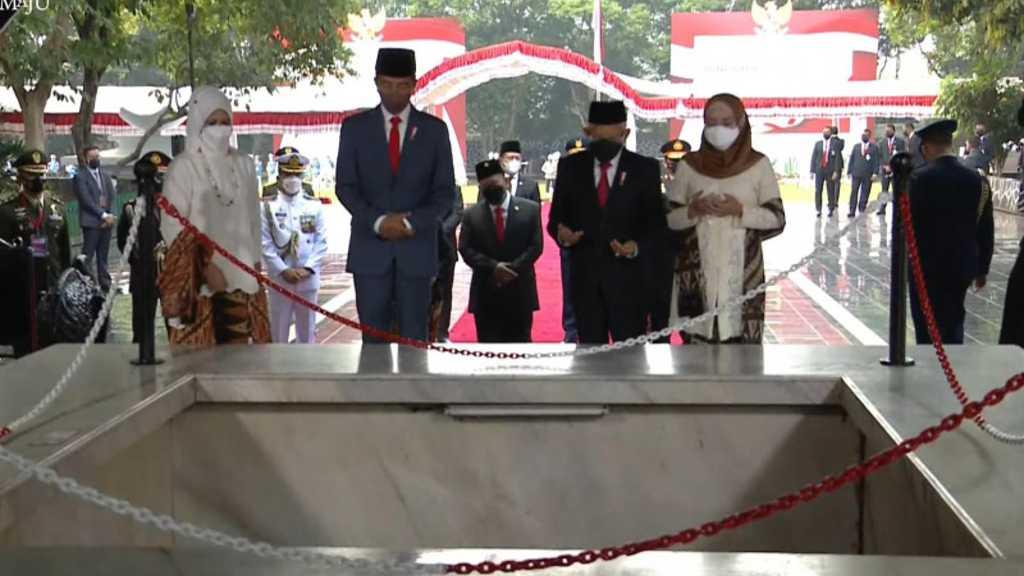 Jokowi Pimpin Upacara Peringatan Hari Kesaktian Pancasila di Lubang Buaya