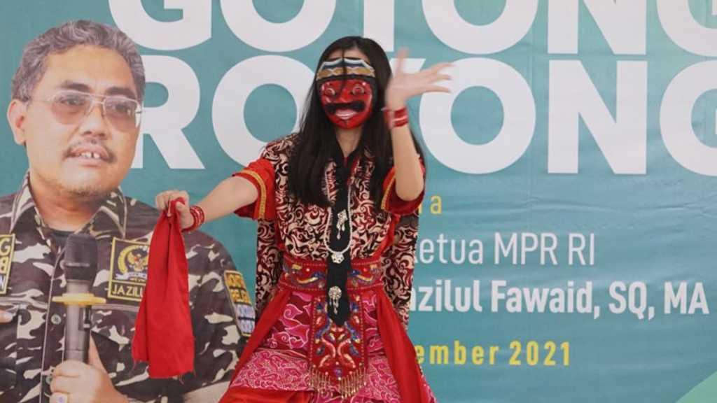 Gus Jazil Minta Pemerintah Lestarikan Seni Budaya Tari Topeng Cirebon