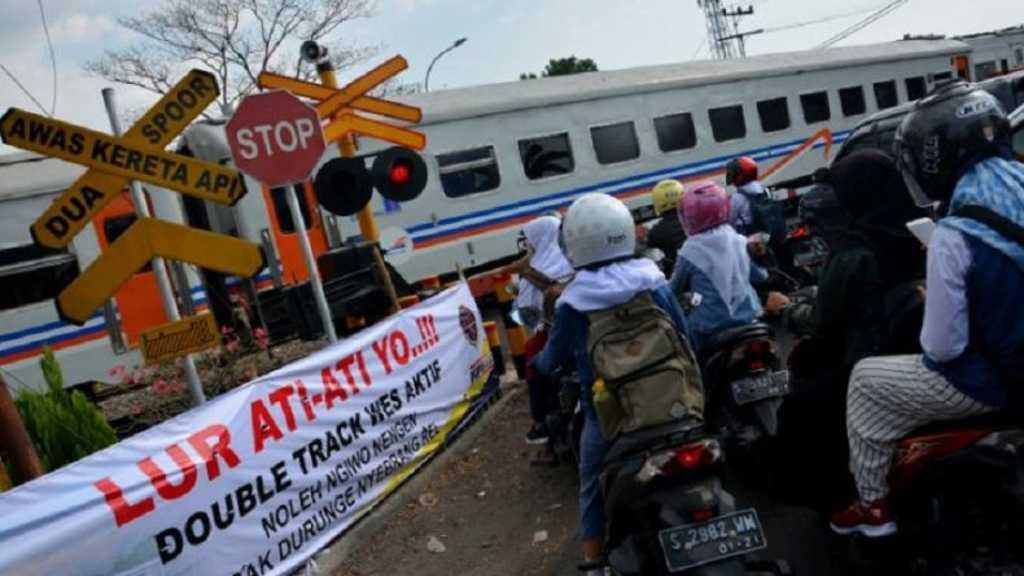 Seorang Perempuan Tertabrak Kereta di Kediri, Ditemukan Tewas dengan Kondisi Mengenaskan