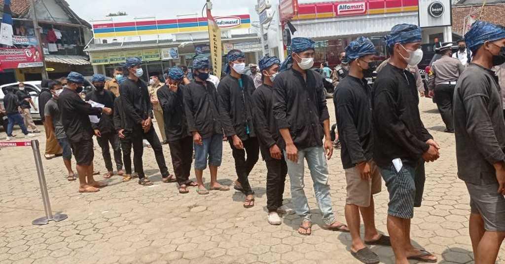 Ratusan Warga Badui Antusias Jalani Vaksinasi COVID-19