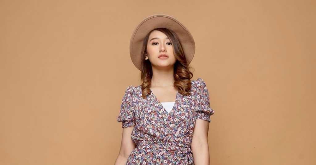 Amanda Caesa Rilis Single Berbahasa Indonesia Mencoba Keluardari Zona Nyaman
