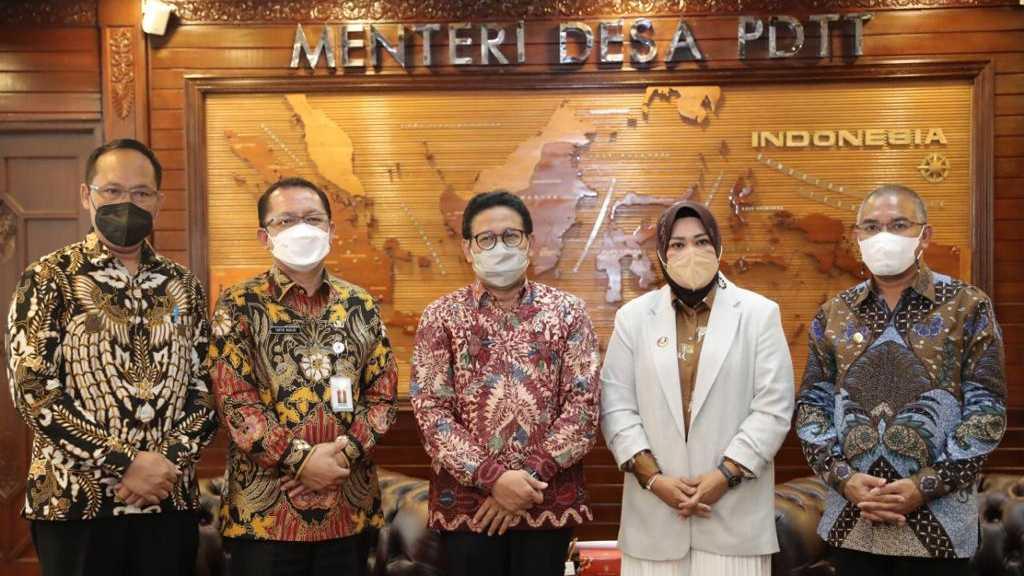 Mendes PDTT Siap Fasilitasi Pengembangan Desa Wisata Buru Selatan