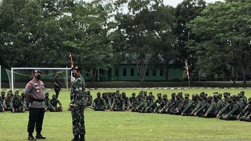 Panglima TNI dan Kapolri Berkunjung ke Timika Papua, Beri Semangat dan Ingatkan Prajurit Tugas Belum Selesai