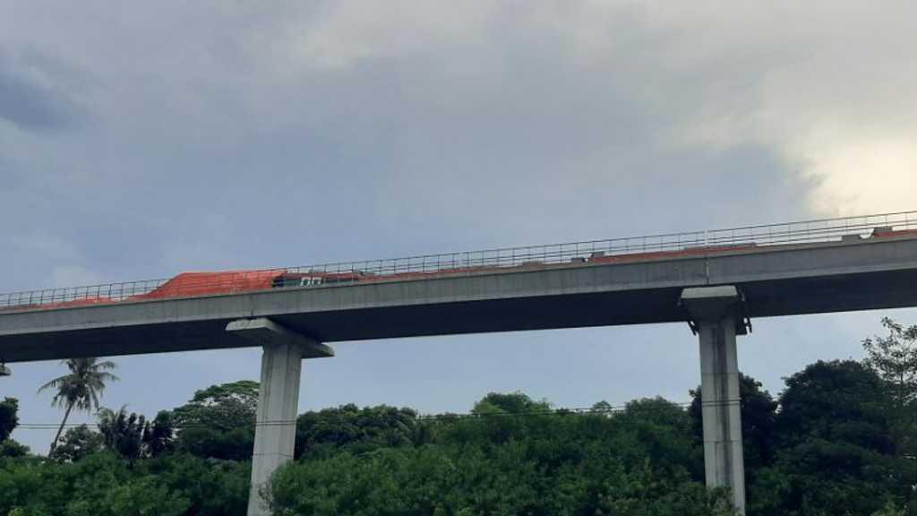 Kesaksian Warga Saat LRT Tabrakan: Ada Suara Ledakan dan Teriakan Kencang Serta Asap
