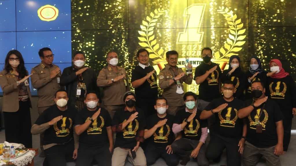 Kementan Raih Penghargaan Tertinggi Keterbukaan Informasi Publik 2021