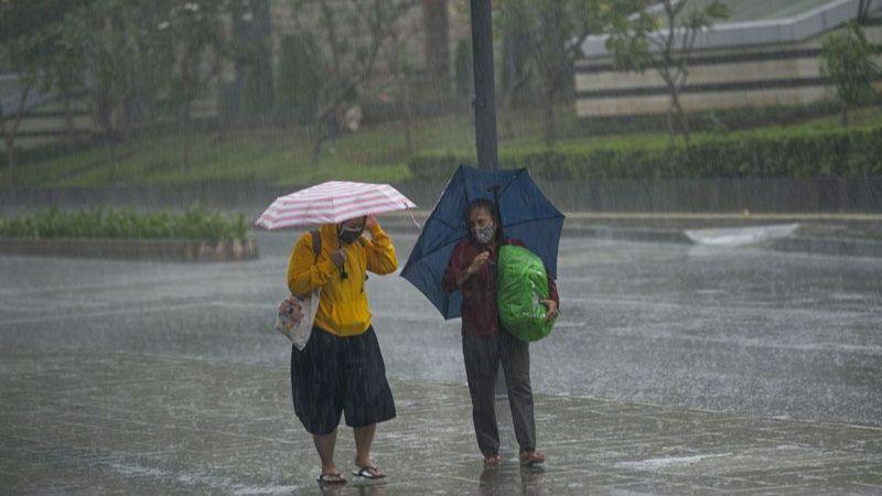 Warga Jakarta Diharap Waspada dalam 2 Hari Ini, BPBD DKI Beri Peringatan Cuaca Ekstrem!