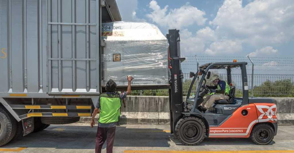 358.020 Dosis Vaksin Pfizer Dikirim ke Jawa Tengah, Warga Siap-Siap Vaksinasi!