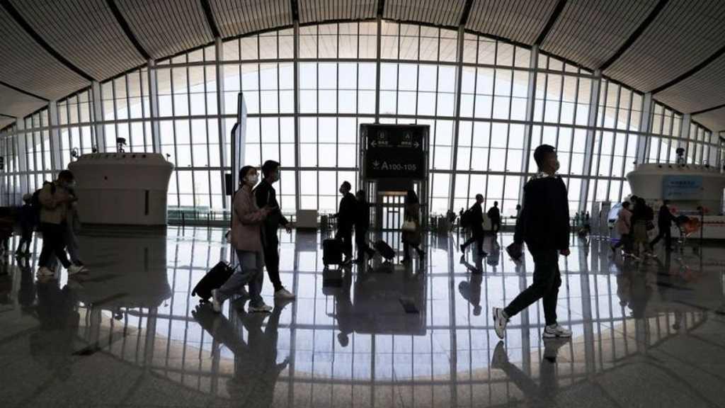 Dikira Wanita Malam, Turis Seksi Ditahan hampir 6 Jam di Bandara LA
