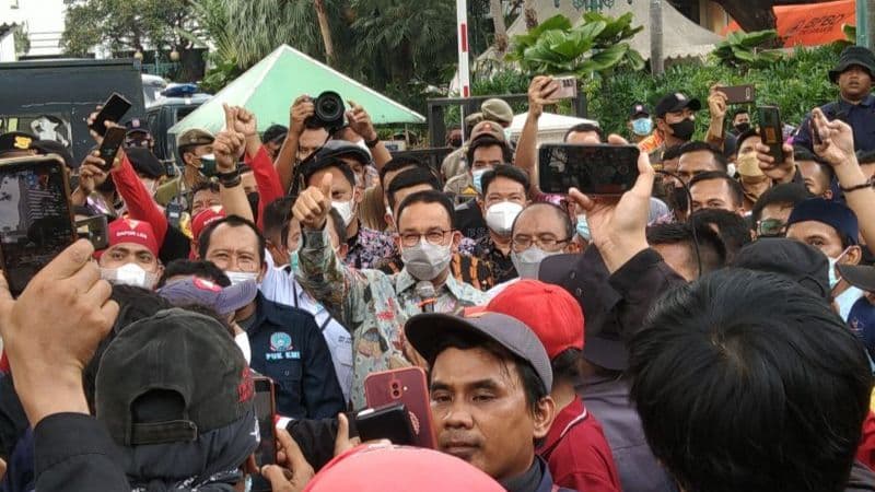 Peduli dengan Nasib Buruh, Anies Berjanji Akan Kurangi Biaya Hidup Buruh