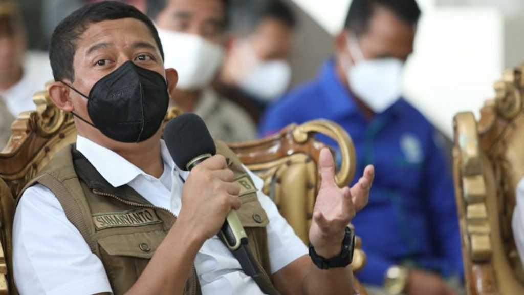 Baru Dilantik Jokowi, Kepala BNPB Gerak Cepat Tinjau Banjir Sintang Kalbar