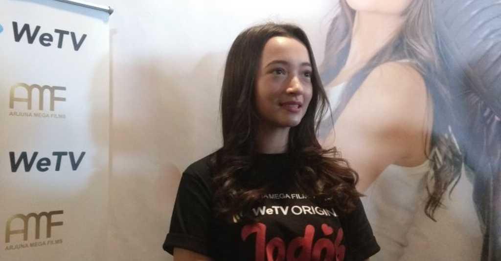 Perdana Main Web Series, Megan Domani Merasa Lebih Tertantang