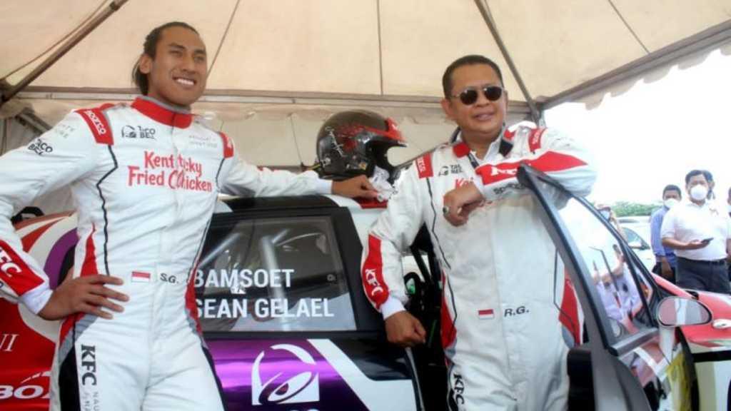 Begini Kondisi Terkini Bamsoet dan Sean Gelael Usai Mobil yang Ditumpangi Terbalik