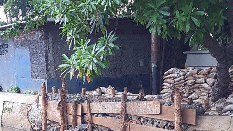 Pemkot Jakarta Timur Lakukan Pembetonan Tanggul Kali Baru Tahun Depan