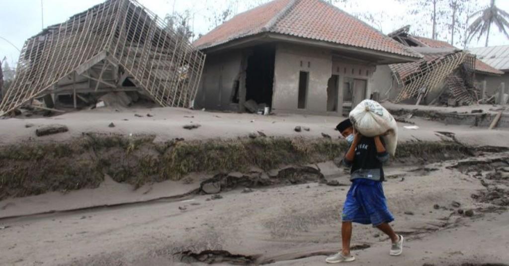 Akademisi Ungkap Bahaya Debu Vulkanik untuk Kesehatan