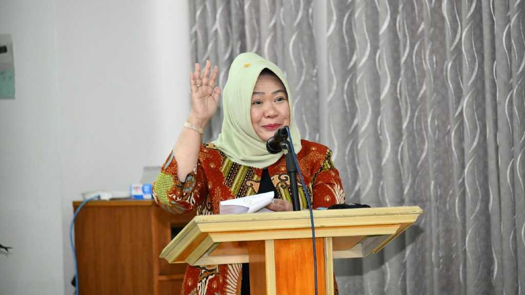 Siti Fauziah Ajak Mahasiswa Berbenah Diri Menyongsong Indonesia Emas 2045