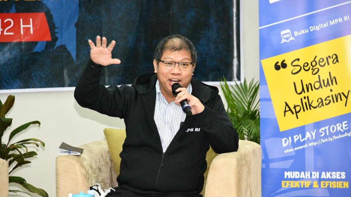 Diskusi Sarasehan Kehumasan MPR, Budi Muliawan Dorong Mahasiswa Tingkatkan Kualitas Diri Hadapi Era Menuju Revolusi Industri 5.0