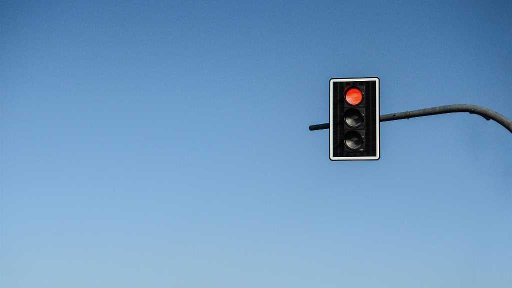 Waduh! Peralatan Lampu Merah di Kota Padang Raib Digondol Maling