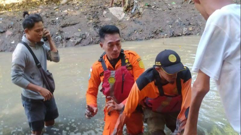 Tim SAR Temukan Mayat Balita Terseret Arus Sungai di Lombok Timur