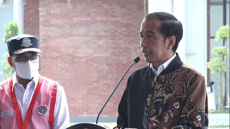 Terus Kebut Infrastruktur, Presiden Jokowi Resmikan Bandara Ngloram di Blora