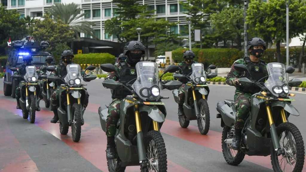 Satpol PP DKI Kerahkan 1.274 Personel untuk Bantu Pengamanan Natal